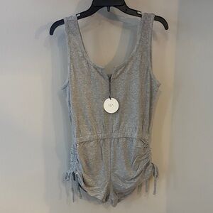 Nia Romper